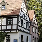 Hotel-gasthof Zur Post Velburg