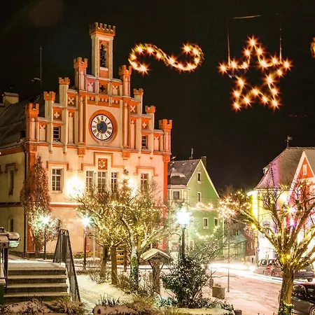 Hotel-gasthof Zur Post Отель Фельбург