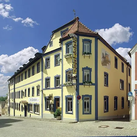 Hotel-gasthof Zur Post מלון