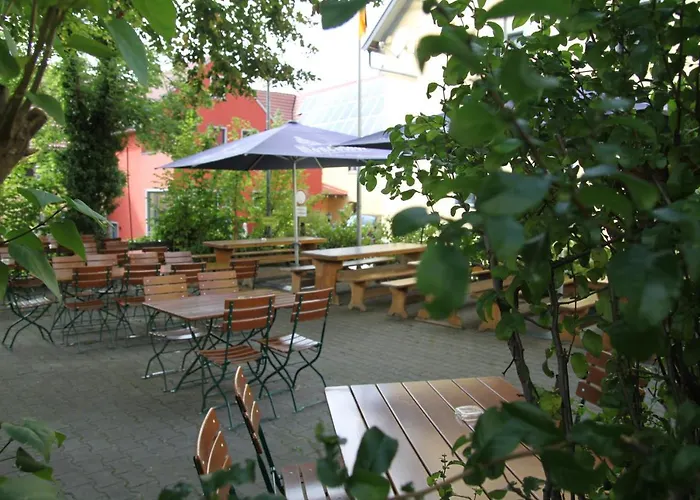 Hotel-gasthof Zur Post 3* Velburg
