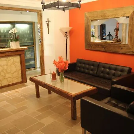 Hotel-gasthof Zur Post フェルブルク
