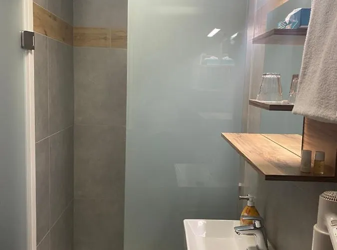 מלון Hotel-gasthof Zur Post 3*