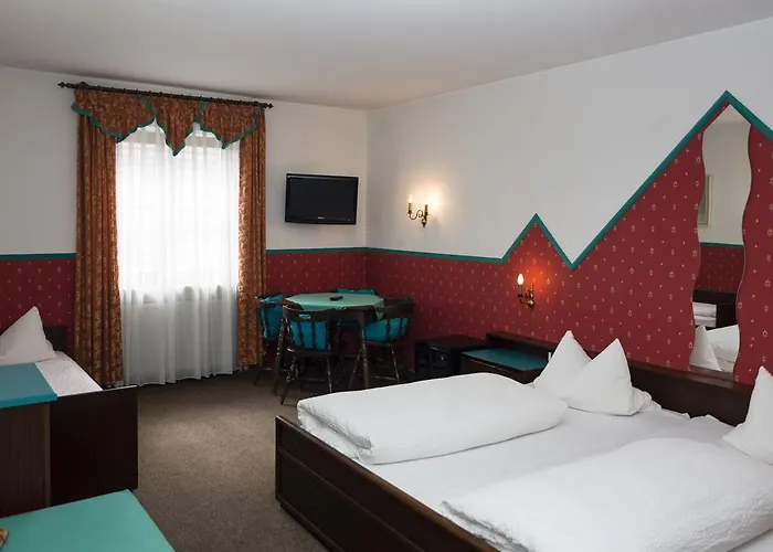 Hotel Hotel-gasthof Zur Post Velburg